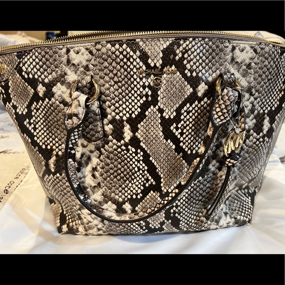 Micheal Kors Elson snake skin Large Satchel Vegan Faux Leather Bag